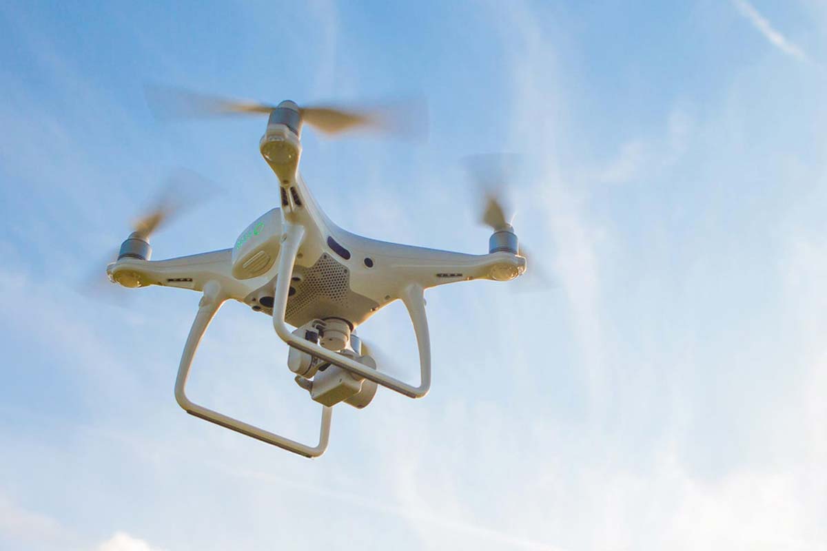 Safe drone mapping operations on active sites